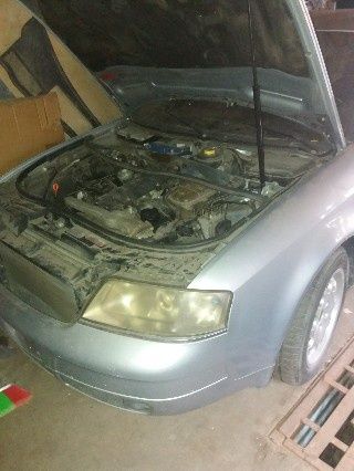 Продам ауди а6 с5. На запчасти или целиком . 2.5тди.  кузов,  салон, п