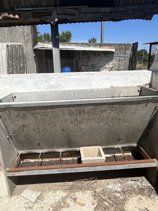 Comedouros  usados