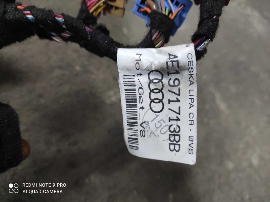 Audi A8 D3 wiązka instalacja silnika 3.7 gwarancja automat