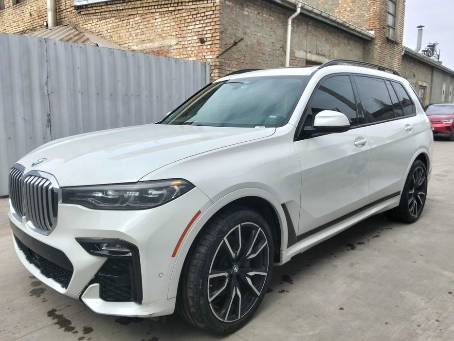 Розборка BMW X7 G07 2019 xDrive запчастини разборка БМВ Х7 Г07 двигун диски двері капот фара