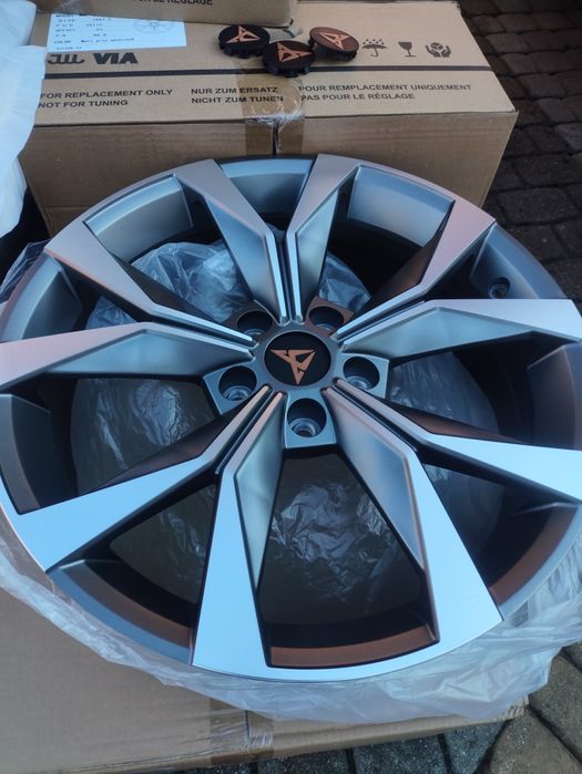 Fabrycznie nowe alufelgi 18 5x112 gwarancja FVAT cupra formentor audi