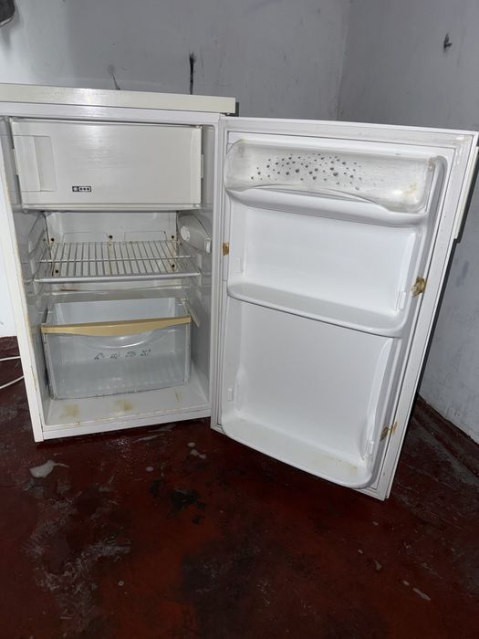 холодильник в робочому стані