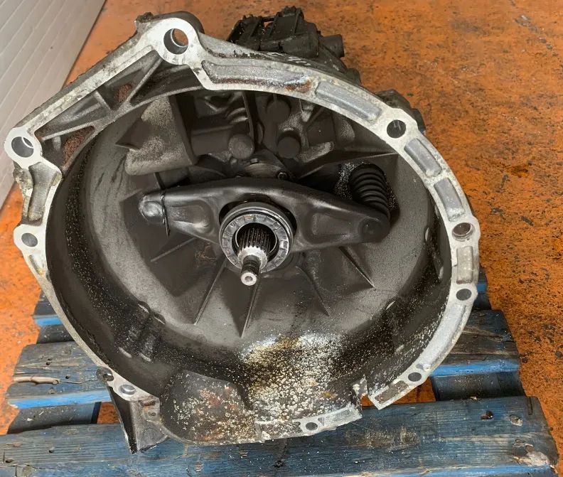 Caixa de Velocidades BMW 116D/118D/E81/E87/316D/318D/E90/E91 143cv Ref: 5287775AI3