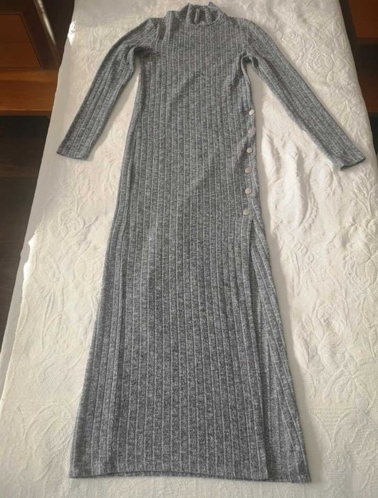 Vestido novo Stradivarius