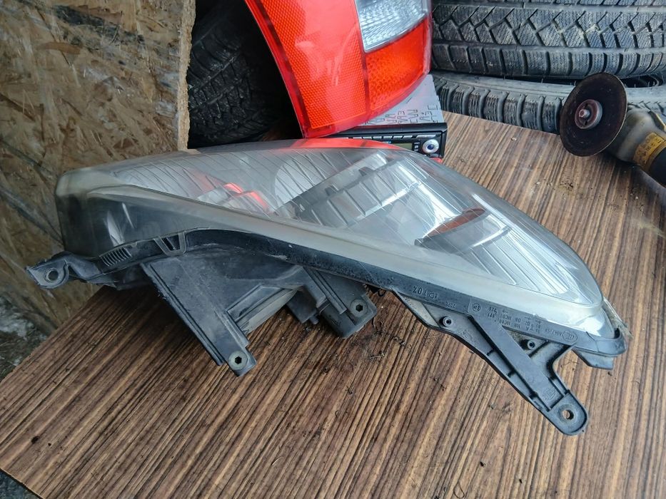 Lampa prawy przod Astra H Lift