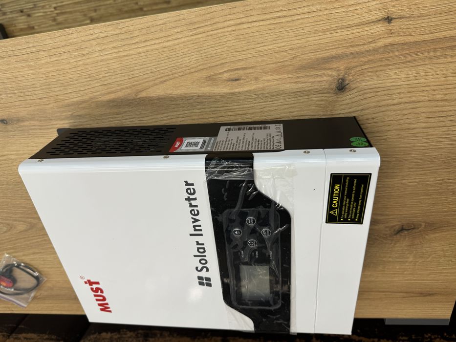 Гібридний Інвертор напруги (ДБЖ) MUST PV18-3224 VPM ll