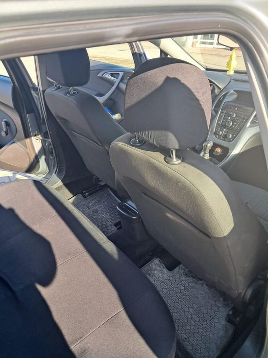 Opel Astra J 1.7 CDTI Combi kombi