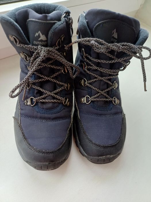 Зимові черевики на хлопчика