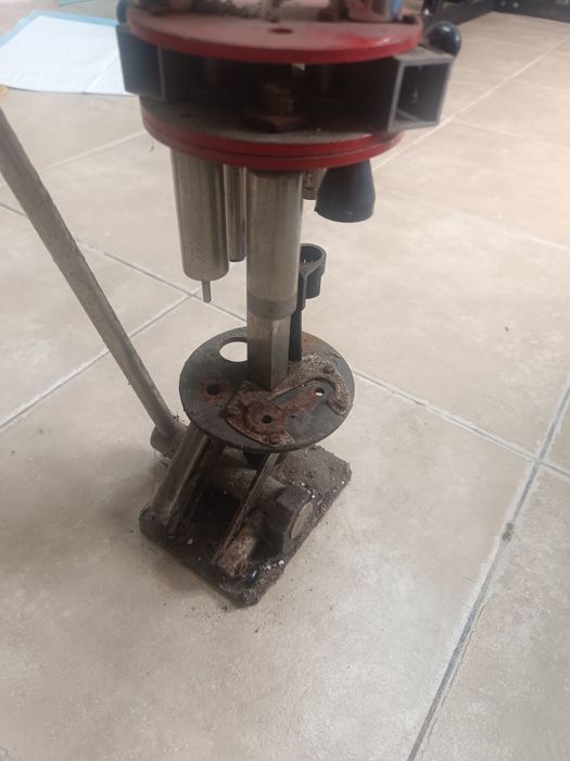 Máquina de fazer cartuchos