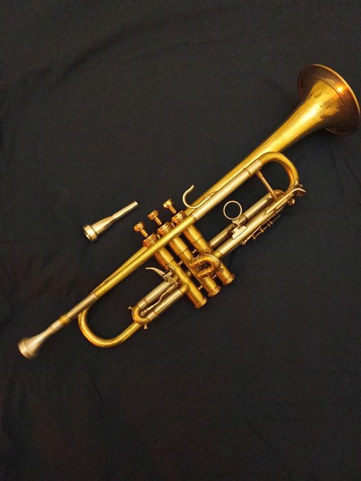 Продам професiйну трубу  B&S  Record 2000