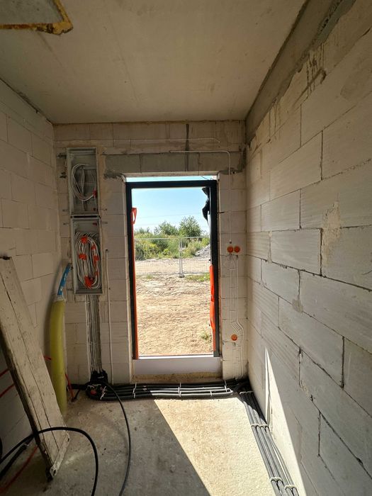 Elektryk | Usługi elektryczne | Pomiary | Monitoring | Alarmy |