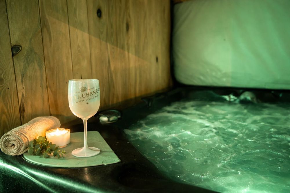 Domek w lesie | Prywatne jacuzzi | Sauna na wyłączność | Relaks