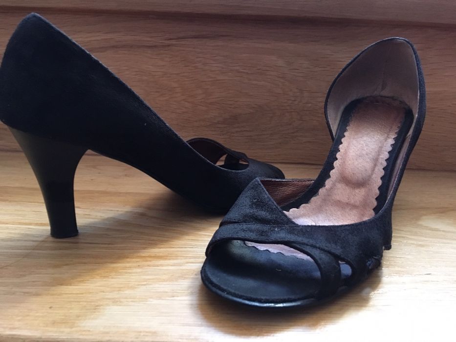 Zamszowe pantofle, 38