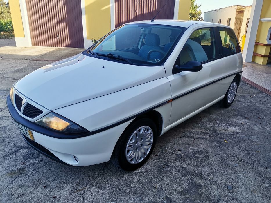 Lancia y elefantino Blu