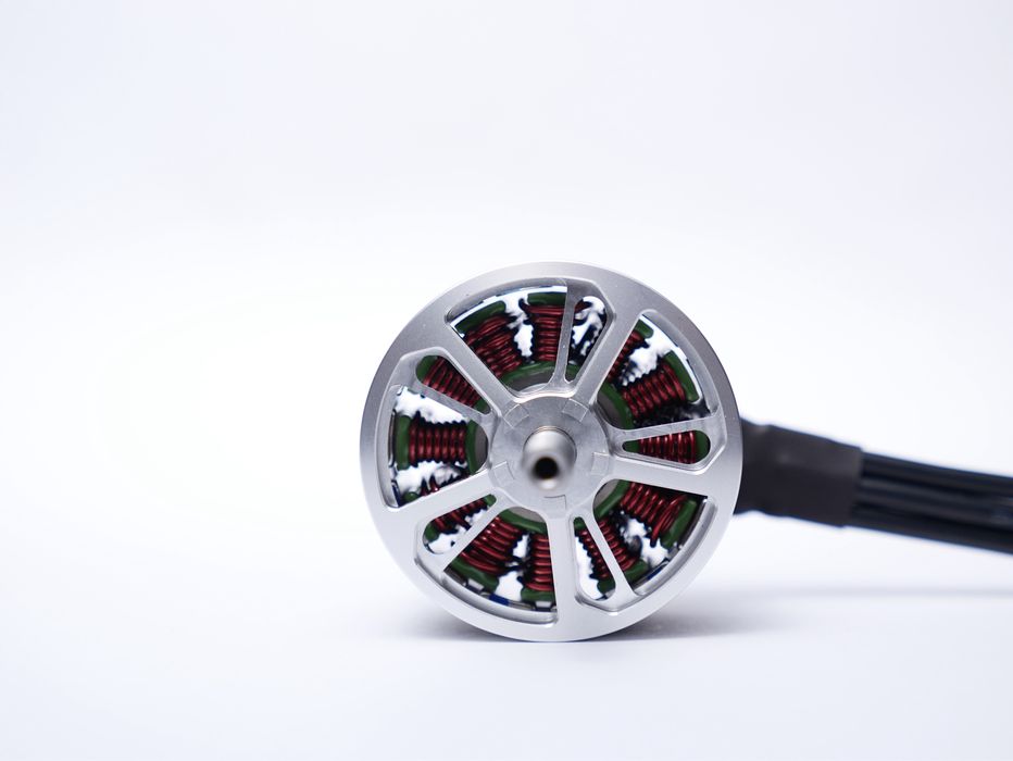 Мотор KINETYKA 3115 900KV