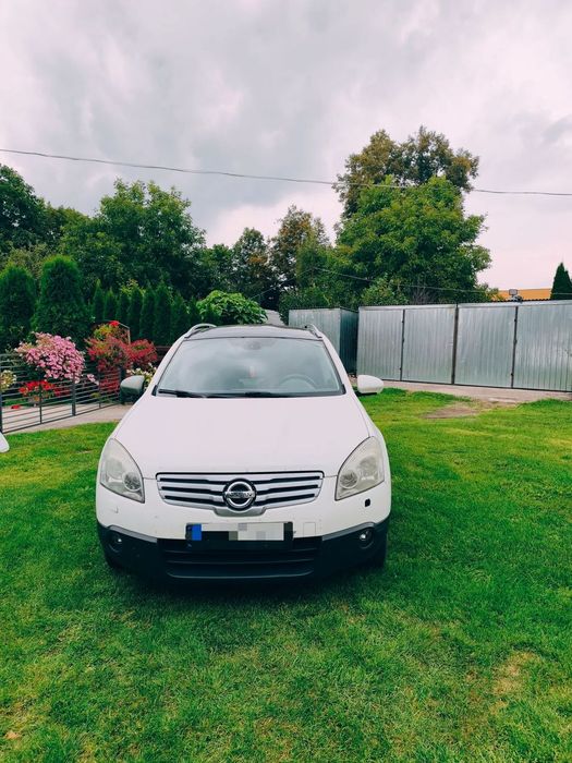 Nissan Qashqai+2