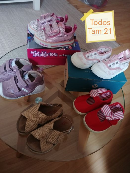 Calçado menina Tam 21