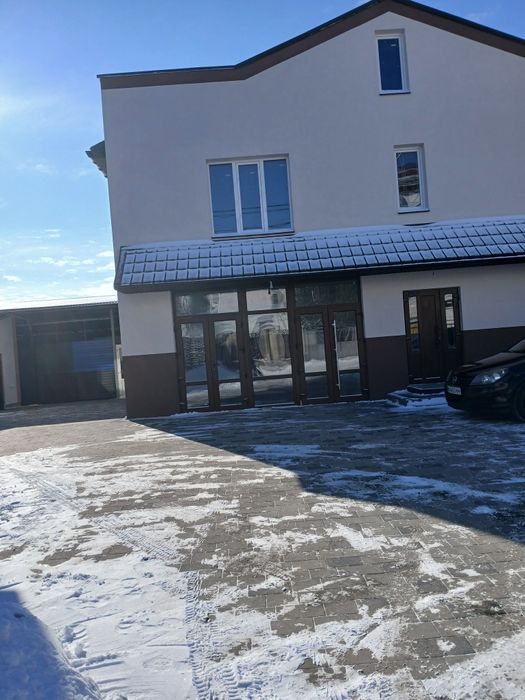 Оренда комерційного приміщення в центрі міста 270 м.кв.