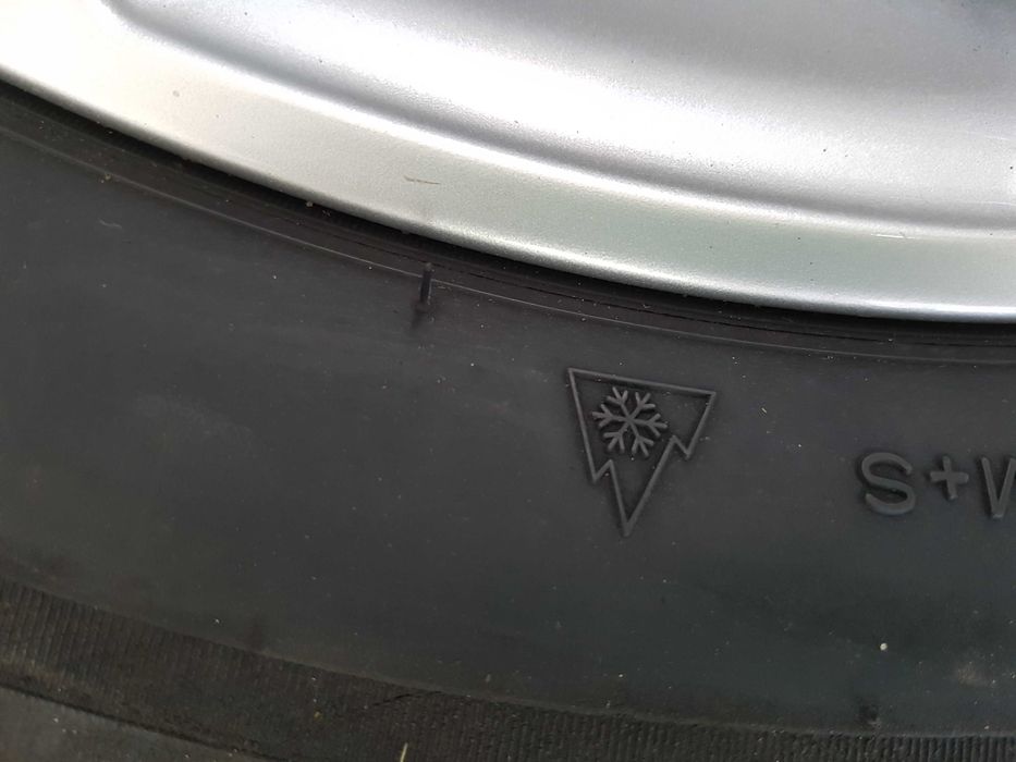Koła zimowe Mercedes ML GL W166  5x112 8jx18 ET56,5   255/55R18  TPMS