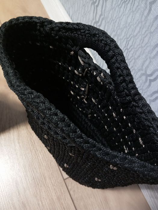 В'язана сумка ручної роботи