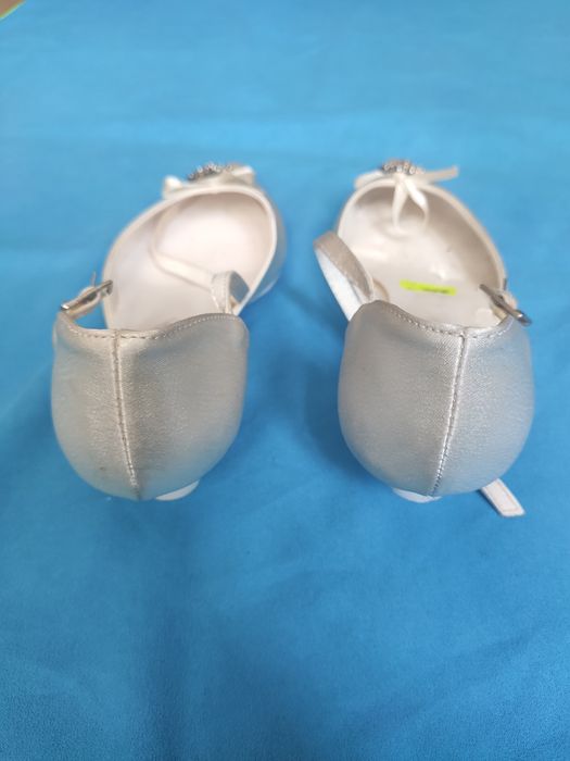 Buty na obcasach ślubne