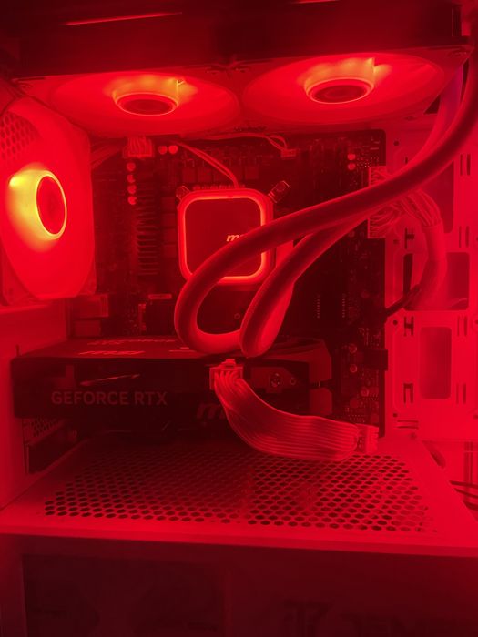 PcCom Ready Intel Core i7 - 14700KF / 32GB / 2TB SSD / RTX 5060 + Windows 11 Home Branco V2 ( SetUp Completo )