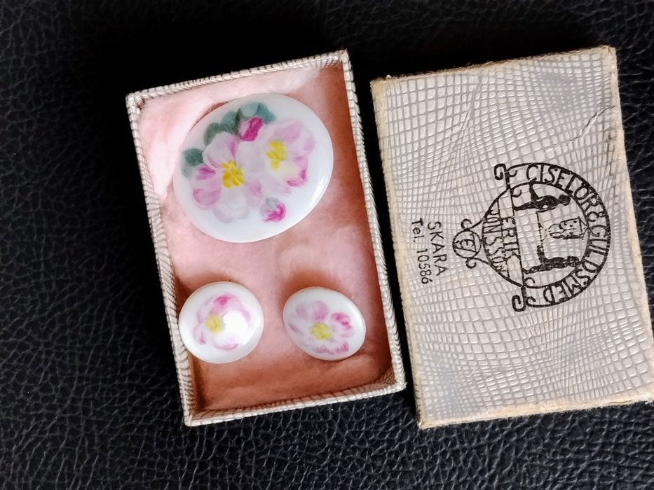 Kolekcjonerskie Guziki  1917rok. Porcelana