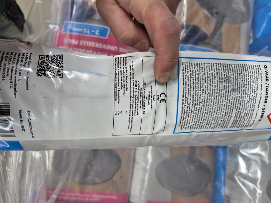 Knauf  Egaline Universal plus