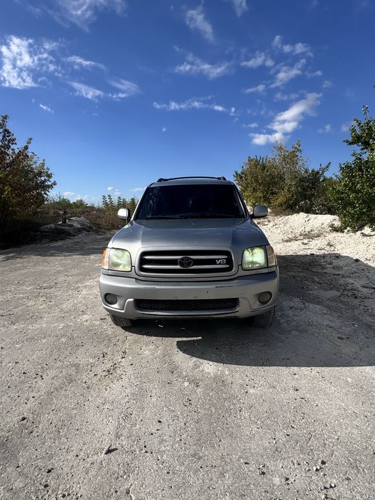 Toyota Sequoia 2001 року 4.7 бензин