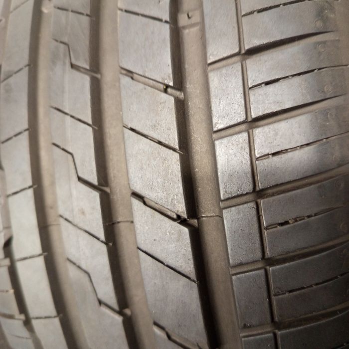 235/60R18 Hankook Ventus Evo 3
