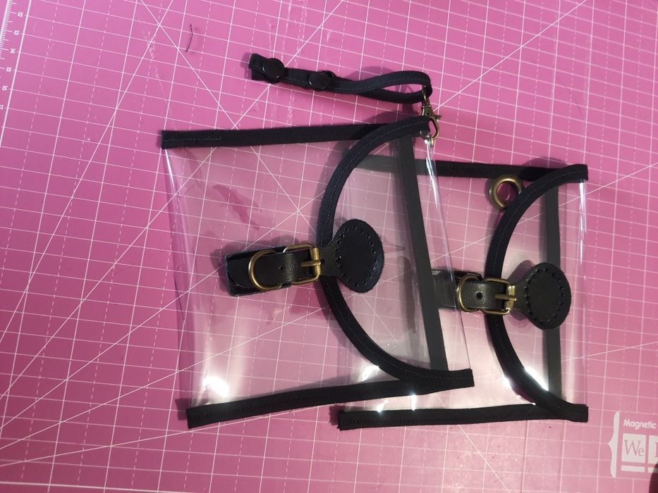 Bolsinhas Porta canetas, oculos, máscaras, maquilhagem, etc