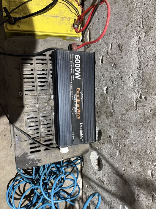 Продам комплект преобразователь 12/220 В 6000Вт