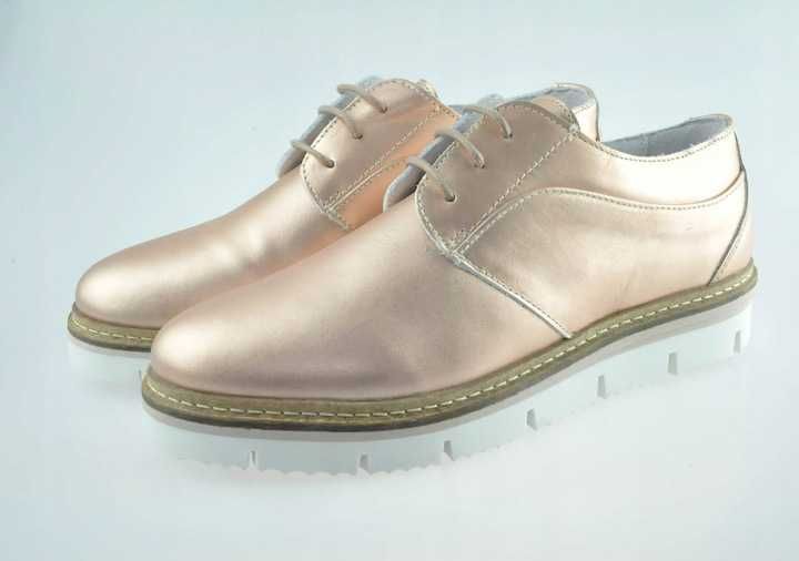 Buty Kiomi Oksfordki r.39 Wada