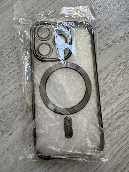 Sprzedam Case iphone 15 pro