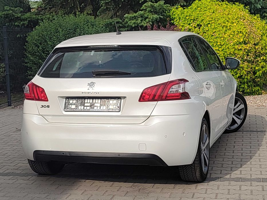 PEUGEOT  308  1.6 Benzyna