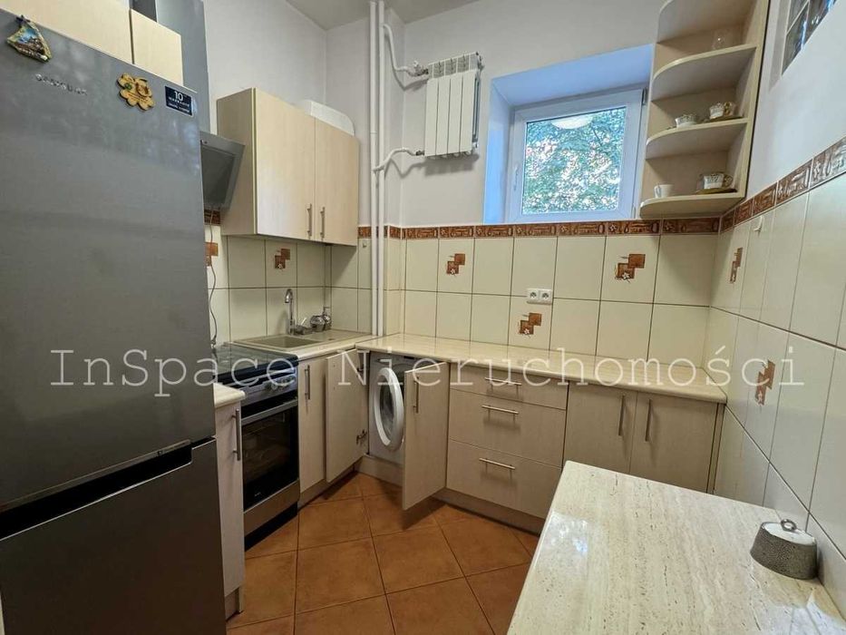Śródmieście-2 oddzielne pokoje-34 m²-Mieszkanie nieumeblowane- wolne - Widok 2