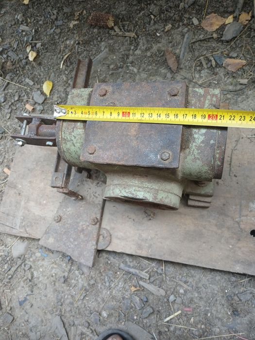 Продам редуктор один до двадцяти