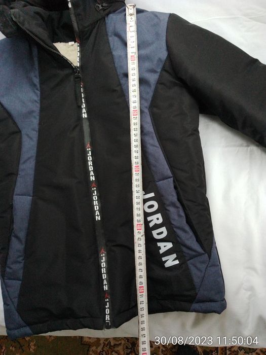 Зимова куртка на хлопчика