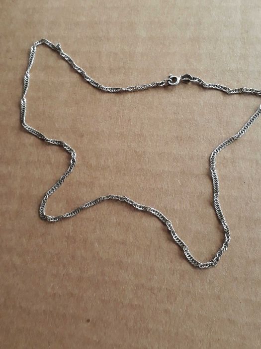 Срібна цепочка 45см, потрібна чистка