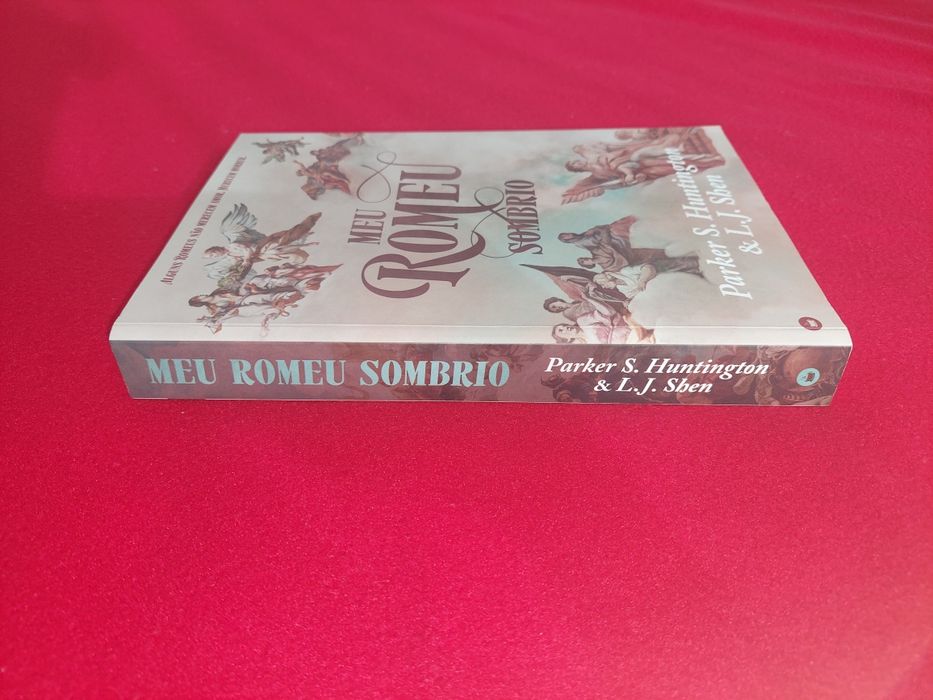 Meu Romeu Sombrio de Parker S. Huntington e L.J. Shen