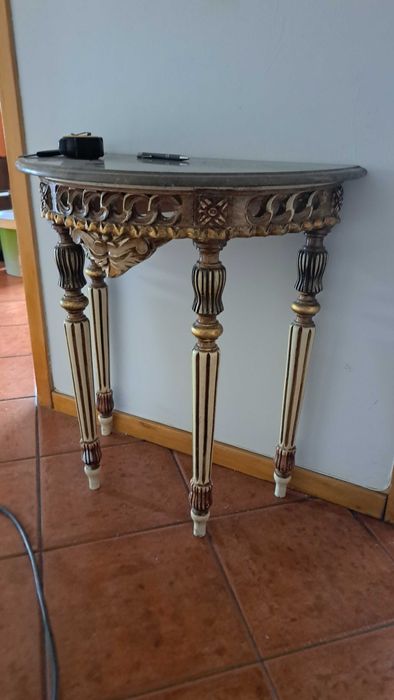 Consola clássica de entrada