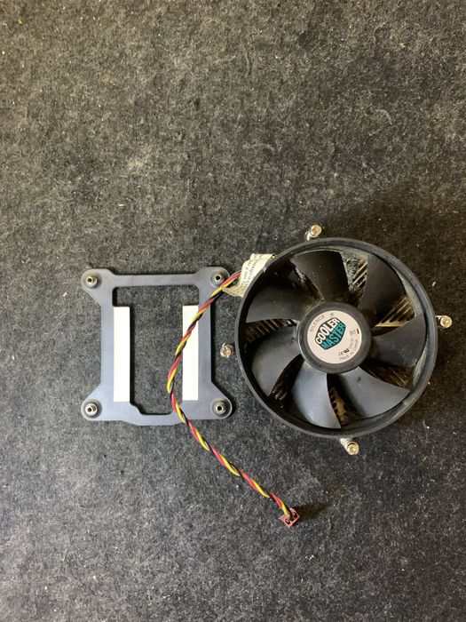 Кулер Vinga Q5 для Intel/AMD. Почти новый!