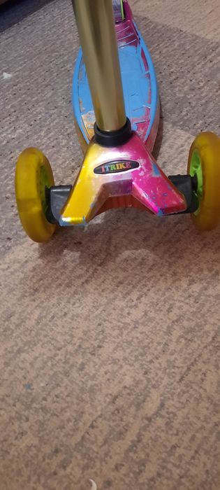 Самокат хорошем состоянии.