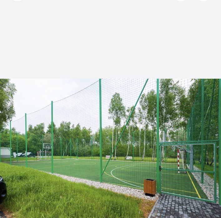 3-кімнатна квартира з подвірʼям та паркінгом Краків