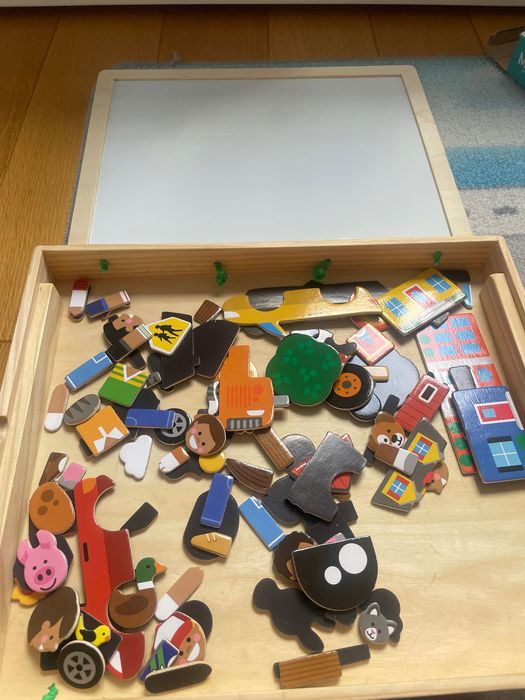Tablica magnetyczna z puzzlami Melissa and Doug
