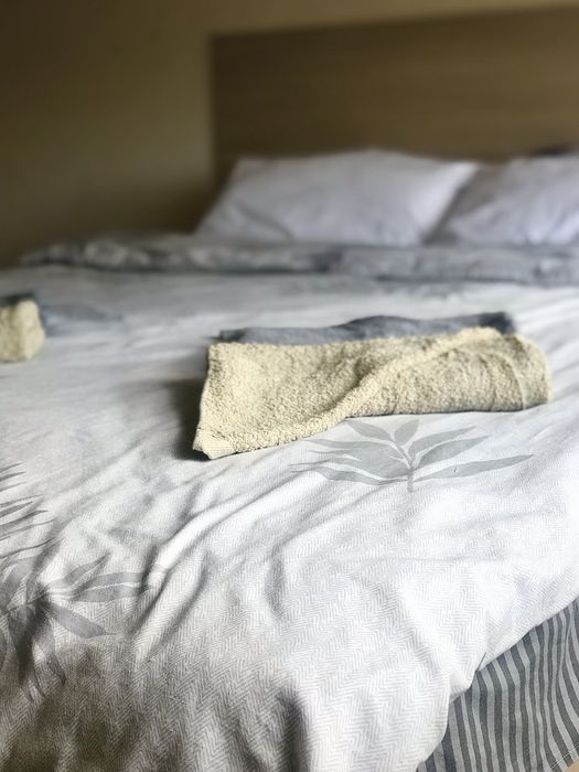 Подобово посуточно, квартира-студія. Центр. Недалеко озеро. Власник.