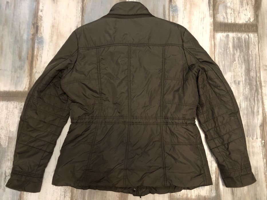 Продам жескую куртку Geox