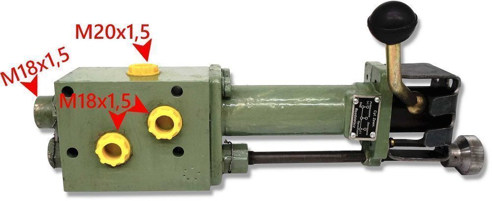 Tłok Cylinder PODNOŚNIKA C-330 + ROZDZIELACZ HYDR. [7699]