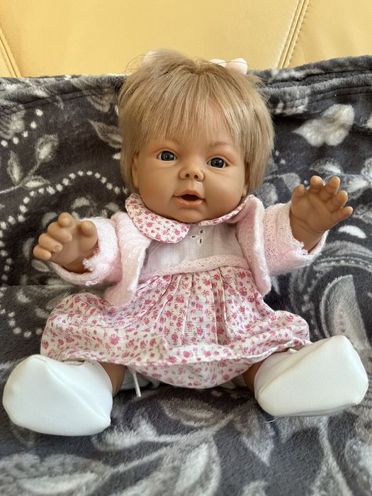 Lalka hiszpanka bobas 35cm