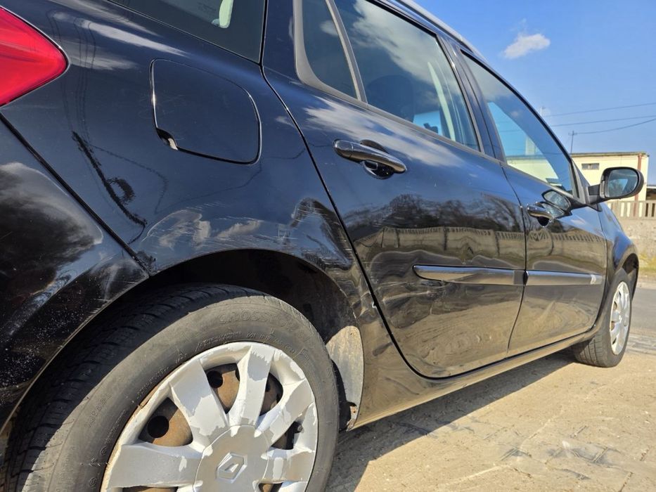 Renault Clio 1,5 (3,5л/100км) турбо-дизель 2012 рік